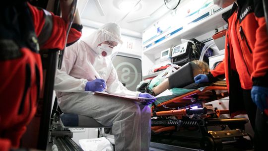 Szef MON: wojsko wspiera już prawie 500 szpitali w całej Polsce