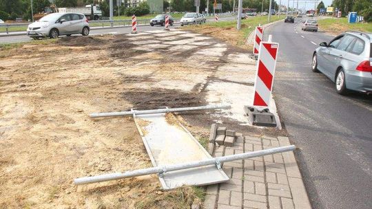 Sześć ciężkich tygodni dla kierowców na Czubach. Zamknięta część ul. Armii Krajowej