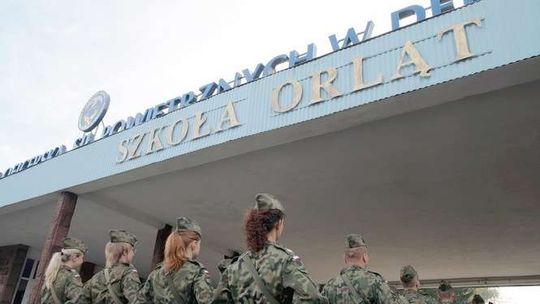 Szkoła Orląt chce wystrzelić rakietę