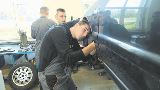 Szkoła w Piaskach otwiera drzwi. Chce przyciągnąć młodzież także z sąsiedniego powiatu [zdjęcia]