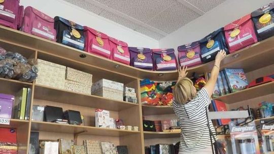 Szkolna rewia: mundurek, plecak, przybory. Co jest modne w tym roku?