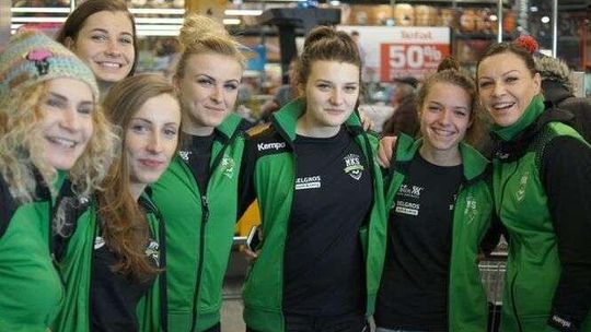 Szlachetna paczka z mistrzyniami z MKS Selgros Lublin