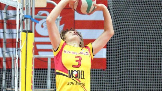 Szóstka Biłgoraj wygrała turniej o puchar prezesa TKS Tomasovia, gospodynie trzecie