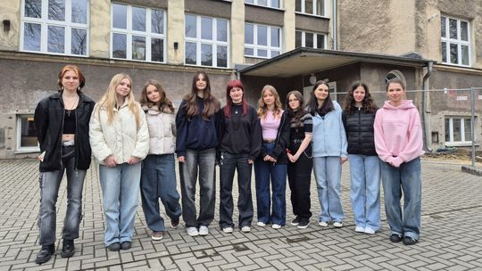 SZPIKujesz Ratujesz: Zwolnieni z teorii, zaangażowani w pomoc