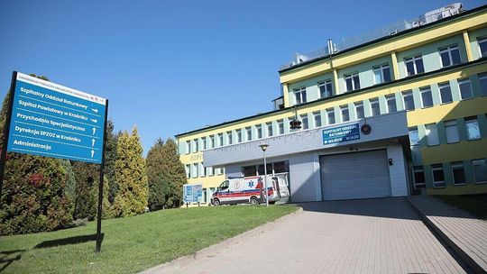 Szpital oszczędza nie tylko na dyżurach pielęgniarek. Mniej punktów nocnej opieki zdrowotnej