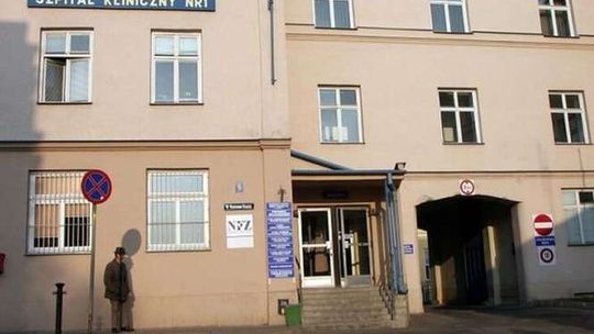 Szpital przy ul. Staszica: Do wcześniaków tylko pojedynczo. "Ograniczają dostęp ojców!"