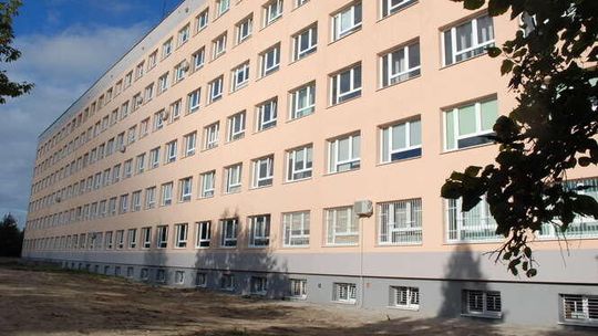 Szpital w Lubartowie zimy się nie boi. Ma nową elewację