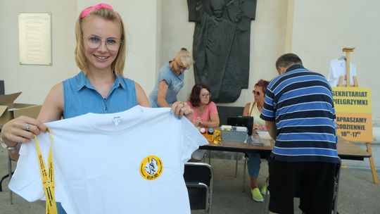 Sztafeta modlitewna na Jasną Górę. Kolejni chętni zapisują się na Lubelską Pieszą Pielgrzymkę