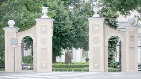Szukają pomocy po latach milczenia
