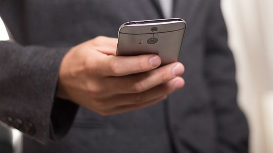 Szwagier chciał zrobić zakupy w internecie. Trzeba było mu pomóc