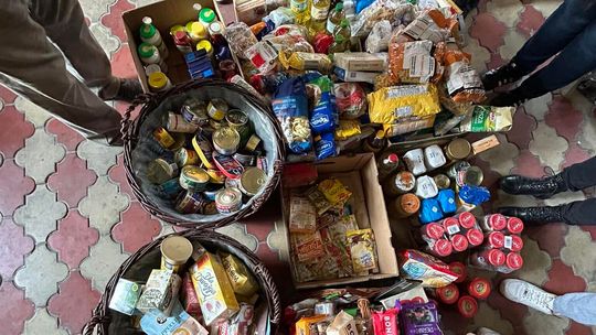 Szykują ponad 100 paczek dla ubogich rodzin. Zbiórka u św. Brata Alberta