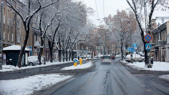 Szykuje się ciężka noc na drogach regionu. Będzie ślisko