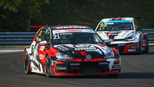 Szymon Ładniak dołączył do nowego zespołu wyścigowego