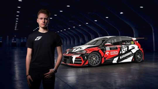  Szymon Ładniak walczył na torze Slovakia Ring