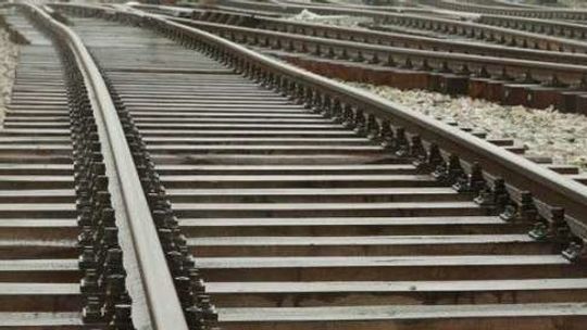 Szynobus potrącił mężczyznę. 45-latek zginął na miejscu