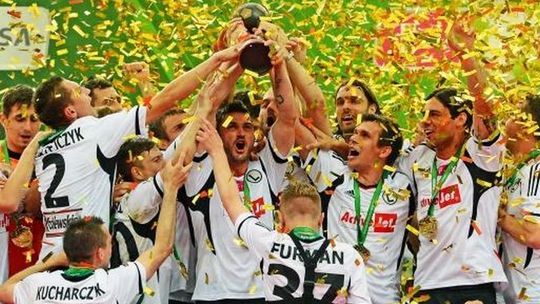 T-Mobile Ekstaklasa: Legia w niebie, Bełchatów w piekle