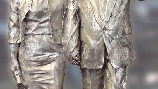 Tak będzie wyglądał pomnik Marii i Lecha Kaczyńskich. Jest projekt