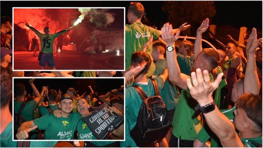 Tak piłkarze i kibice Górnika Łęczna świętowali w nocy awans do I ligi [zdjęcia]