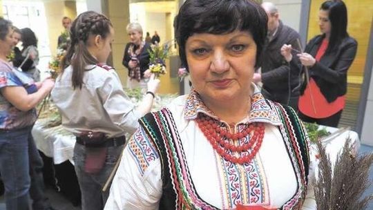 Taką palmę wije się trzy dni. Ma sześć metrów wysokości