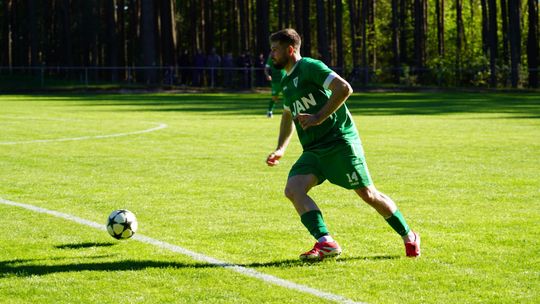 Tanew Majdan Stary depcze po piętach Gromowi Różaniec. Wyniki zamojskiej klasy okręgowej