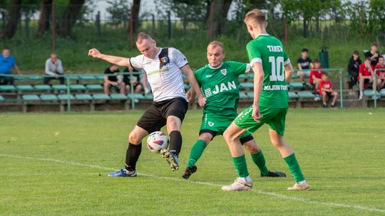Tanew Majdan Stary rzutem na taśmę wywalczyła komplet punktów w Sitnie