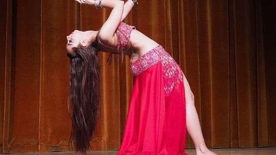 Taniec brzucha w Domu Kultury LSM. Tancerki z Ukrainy, Rosji i Polski