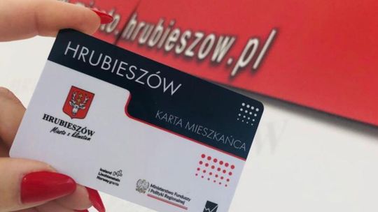 Taniej na basen i do domu kultury. Gdzie jeszcze zniżki z kartą mieszkańca?