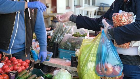 Targ w Puławach znowu działa. Co drugie stoisko ma być wolne