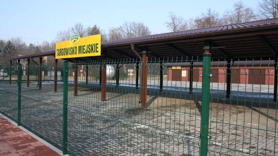 Targowiska za pieniądze z UE w Kraśniku i Turce stoją puste