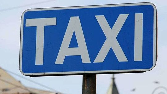 TAXI LUBLIN. Które taksówki są najtańsze w Lublinie? [ceny, promocje, płatność kartą, telefon]