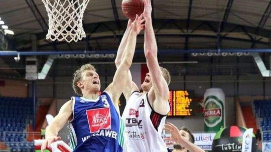 TBV Start gra z niepokonanym liderem