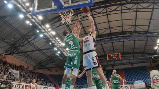 TBV Start - Stelmet Zielona Góra 69:77. Fatalna trzecia kwarta (zdjęcia)