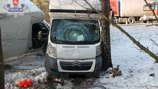 Tchórzew: Holował samochód, potrącił rowerzystę