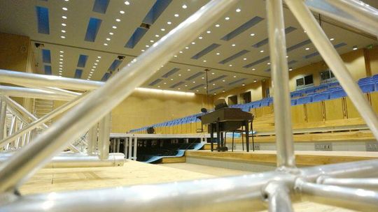 Teatr Muzyczny kończy przeprowadzkę na Felin