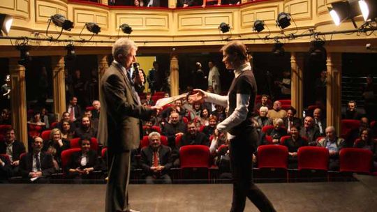 Teatr Stary otwarty po 31 latach. 1000 bezpłatnych biletów (wideo)