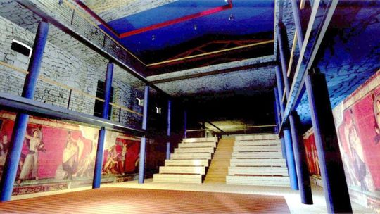 Teatralny spichlerz w Gardzienicach