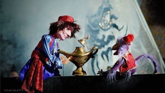 Teatroteka Andersena: "Cudowna lampa Aladyna" i Domowe Czytanie