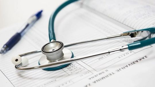 Telefoniczna Informacja Pacjenta działa na wysokich obrotach. Kilka tys. połączeń dziennie dotyczących koronawirusa