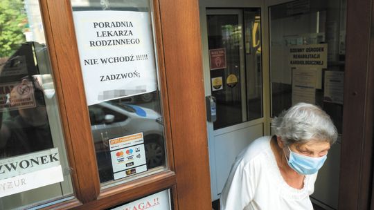 Teleporada lekarska zawiodła. Miał być liszaj, grzyb a to była borelioza