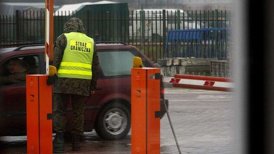 Terespol: Aresztowania strażników granicznych za łapówki