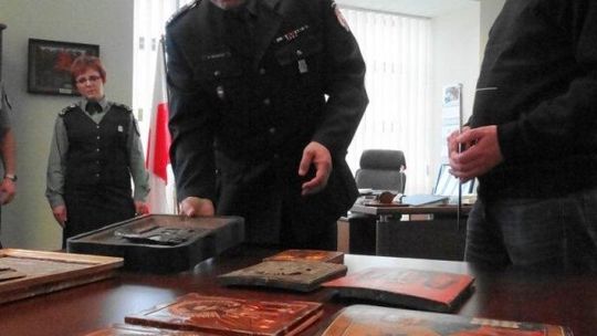 Terespol: Przemycone ikony trafiły do muzeum