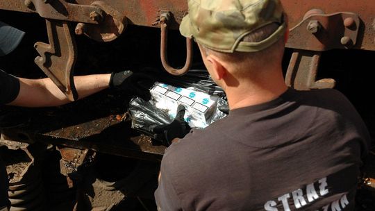 Terespol: Sprawdzili pociąg towarowy i znaleźli nie tylko legalny ładunek