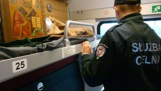 Terespol: Udaremniono przemyt obrazów z Rosji