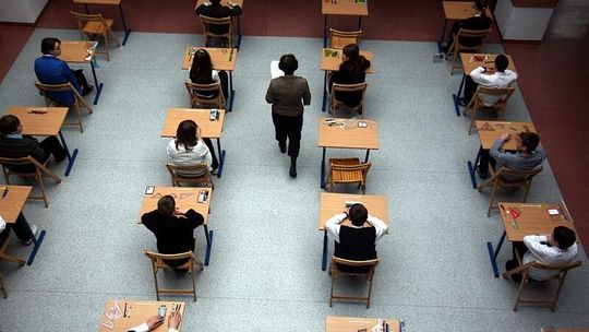 Testy gimnazjalne 2012: angielski (egzamin, odpowiedzi, arkusze)