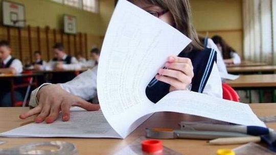 Testy gimnazjalne 2012: Matematyka. Odpowiedzi. Fizyka, chemia, geografia i biologia