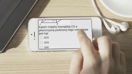 "Testy maturalne". Maturalna aplikacja z Biłgoraja podbija internet