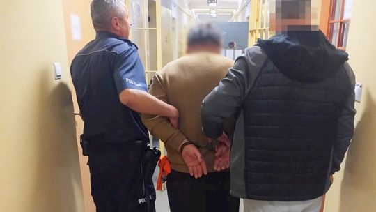 Tirem blokował ruch, potem odpychał policjanta. Ukrainiec się doigrał
