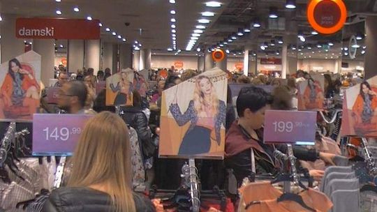 TK Maxx w Lublinie otwarty. Na zakupy przyszły tłumy (wideo)