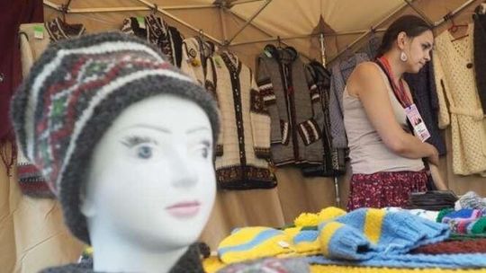 Tłumy na Jarmarku Jagiellońskim. Co znajdziemy na straganach?