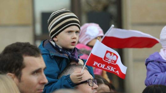 Tłumy na obchodach 11 listopada w Lublinie